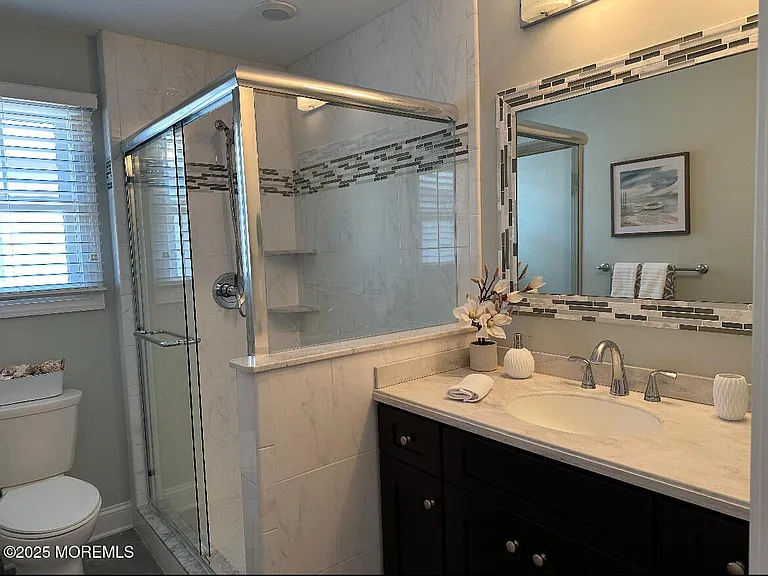 2105 Grand Central Ave #1 — Photo 19