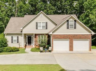 27 Adair Hollow Rd, Adairsville, GA 30103