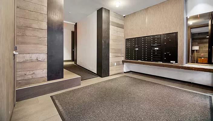 Rented by REAL New York | media 16