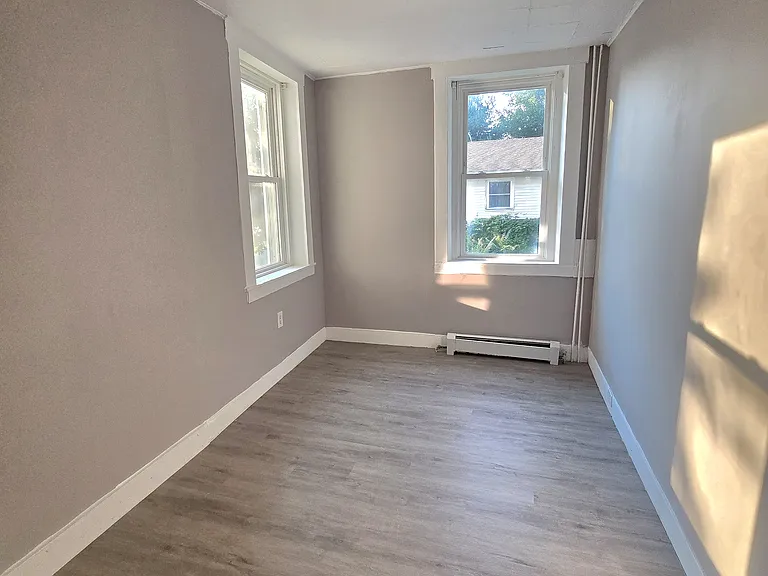 139 Fairfax St — Photo 12