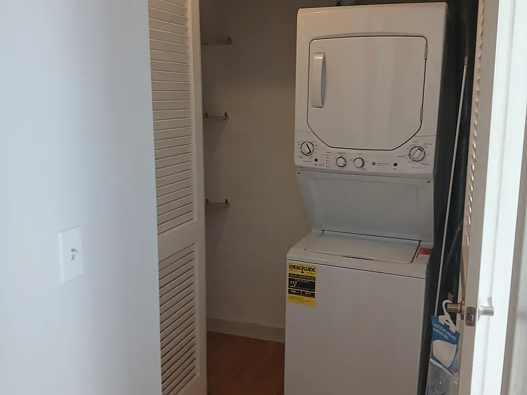 washer-dryer unit