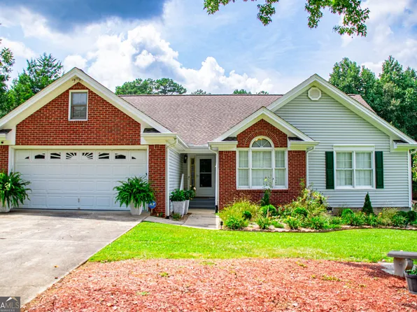 10 Mountain Oaks Dr, Carrollton, GA 30116