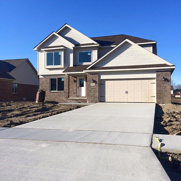 1st image of 4842 Skylark Dr