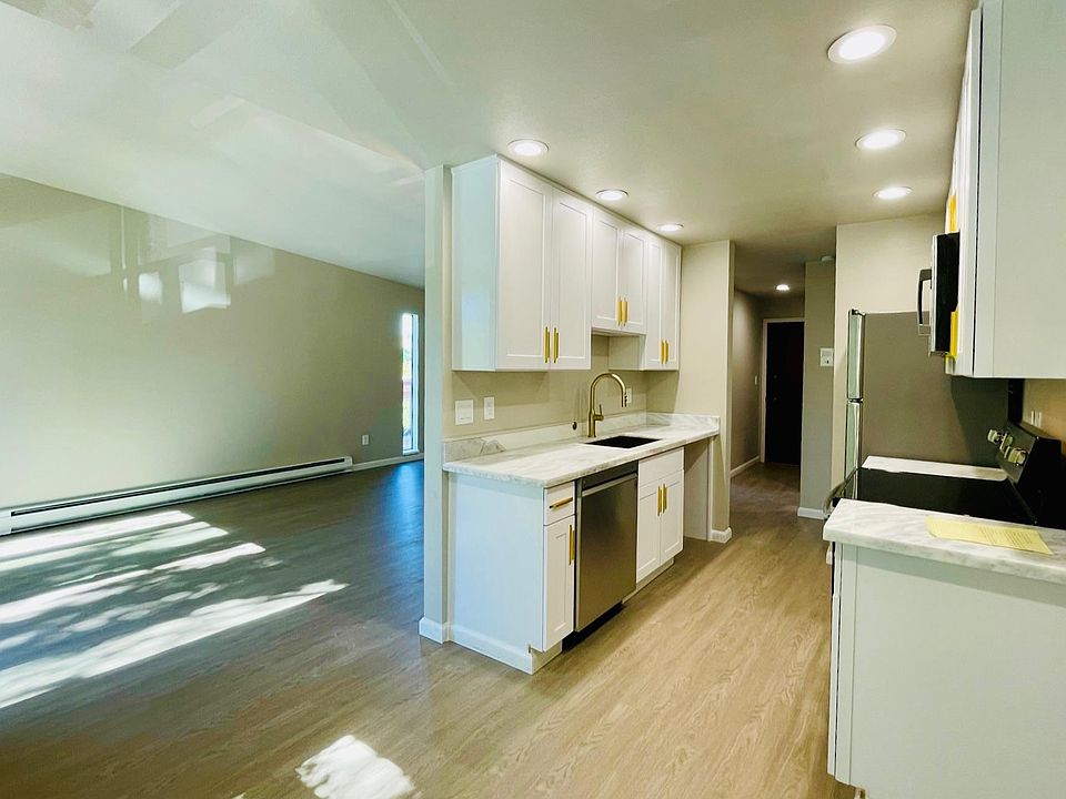 Representative pictures of recently remodeled unit - same stack.