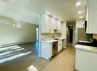 6534 4th Ave NE #201, Seattle, WA 98115