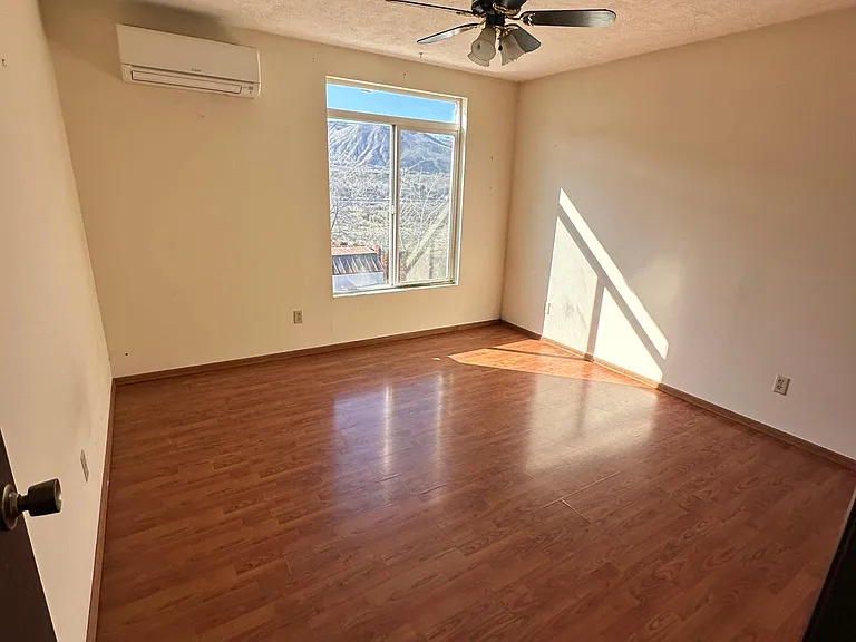 500 Rock Island Rd — Photo 14