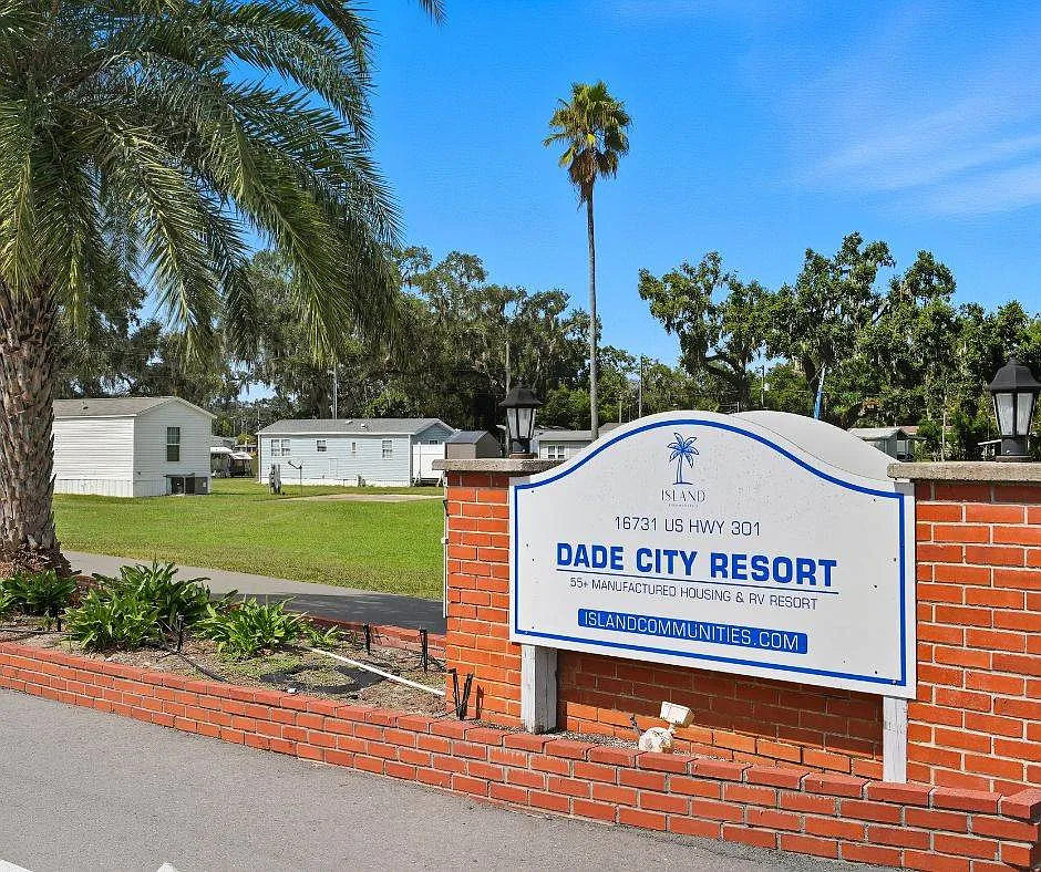 Dade City RV Resort — Photo 1