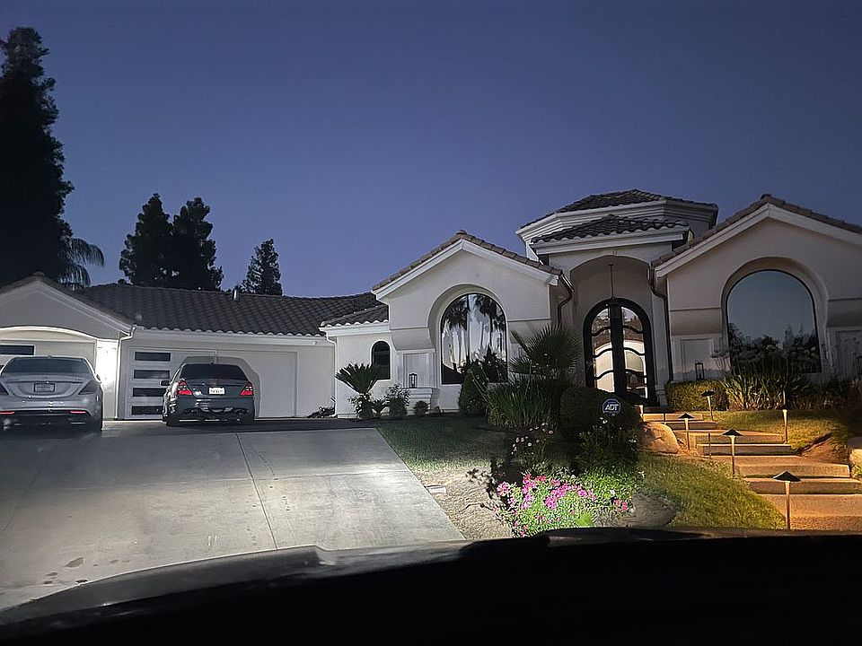 1st image of 9282 N Valley Green Dr