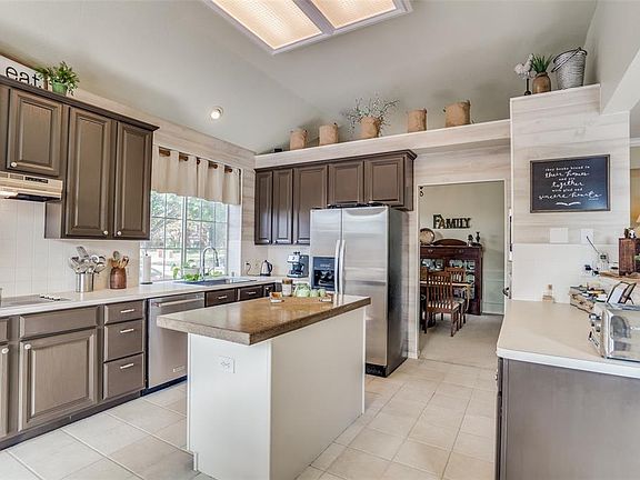 5th image of 9605 Prestmont Pl