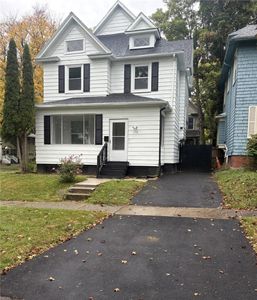 176 Selye Ter, Rochester, NY, 14613