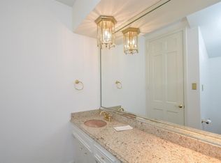 987 S Post Oak Ln, Houston, TX 77056
