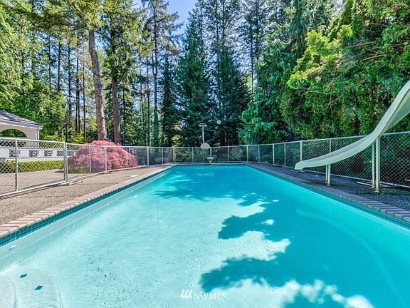 2nd image of 3627 140th Ave NE