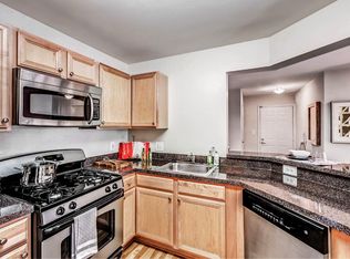 11410 Esplanade Dr #329, Reston, VA 20194