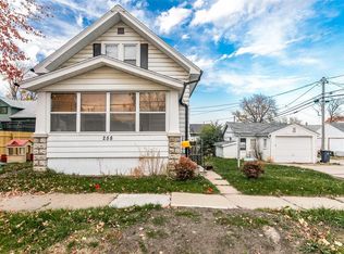 258 19th Ave SW, Cedar Rapids, IA 52404