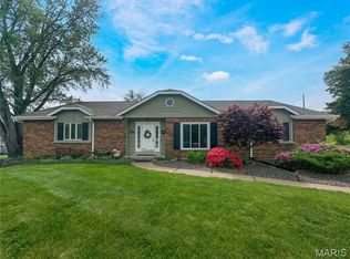 3480 Huntington Ln, Saint Charles, MO 63303