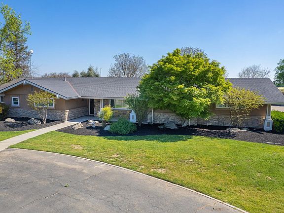 2nd image of 5650 S De Wolf Ave