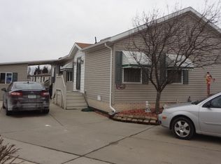 21483 Dupont Dr, Macomb, MI