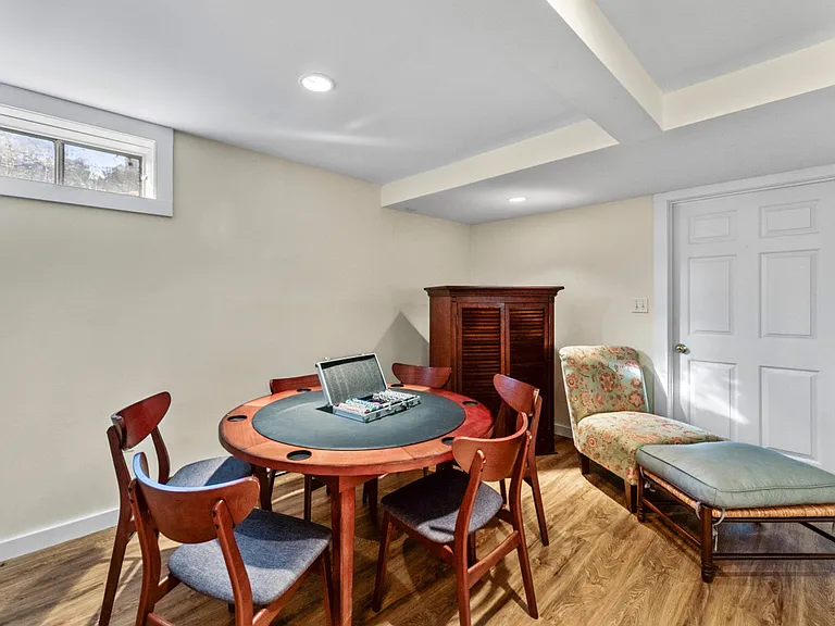 Building's Lounge