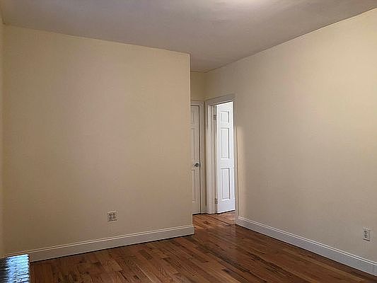 3rd image of 555 W 152nd St #3D