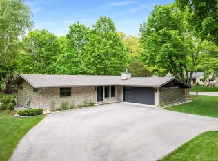 570 Michigan Ave, Frankfort, MI 49635