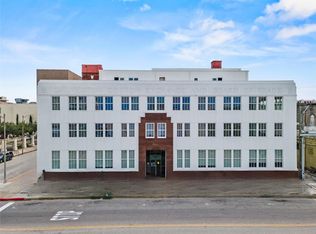 2102 Mechanic St #302, Galveston, TX 77550