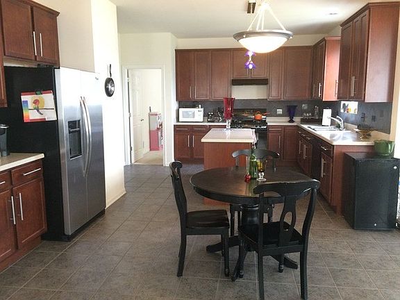 5th image of 406 Horizon Ln