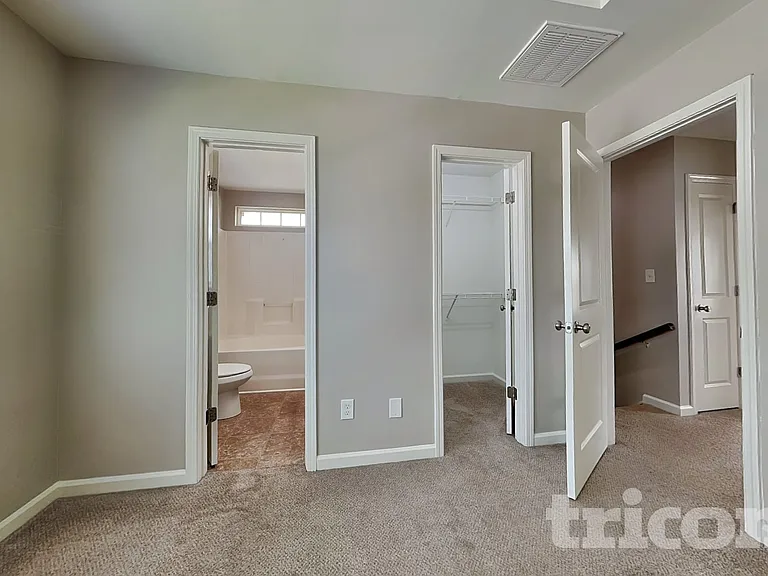 12437 Stumptown Rd — Photo 6