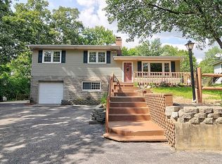 3725 Kenny Ln, Springboro, OH 45066