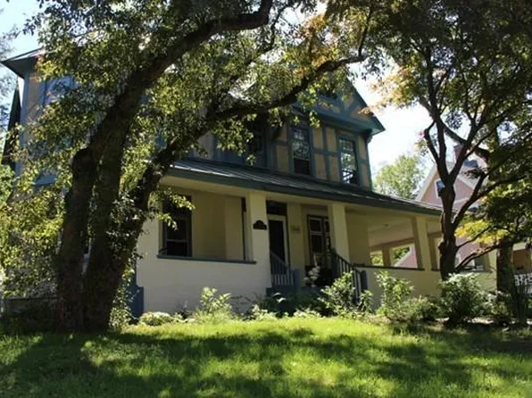 39 Highland Ave, Greenfield, MA 01301