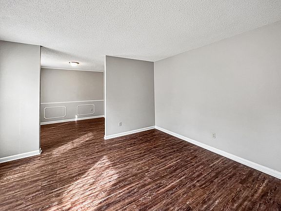 5th image of 6548 Oak Park Dr