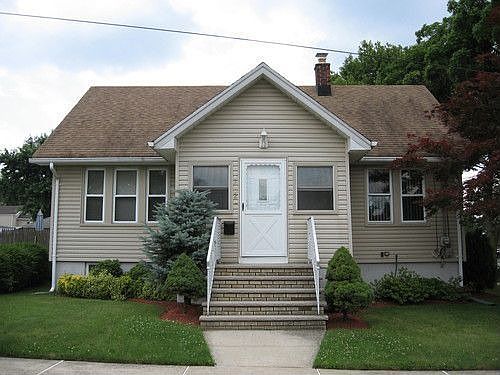 1st image of 3-02 Bergen Ave