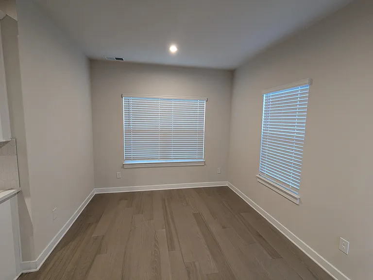 225 Van Zandt Trl — Photo 40