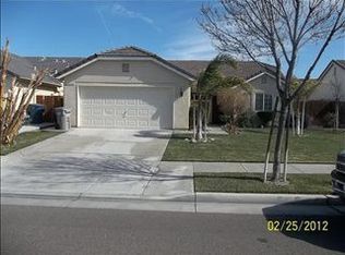 708 Wellington Ct, Los Banos, CA 93635
