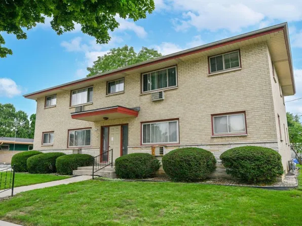 2167 S 80th St Unit 4, Milwaukee, WI 53219