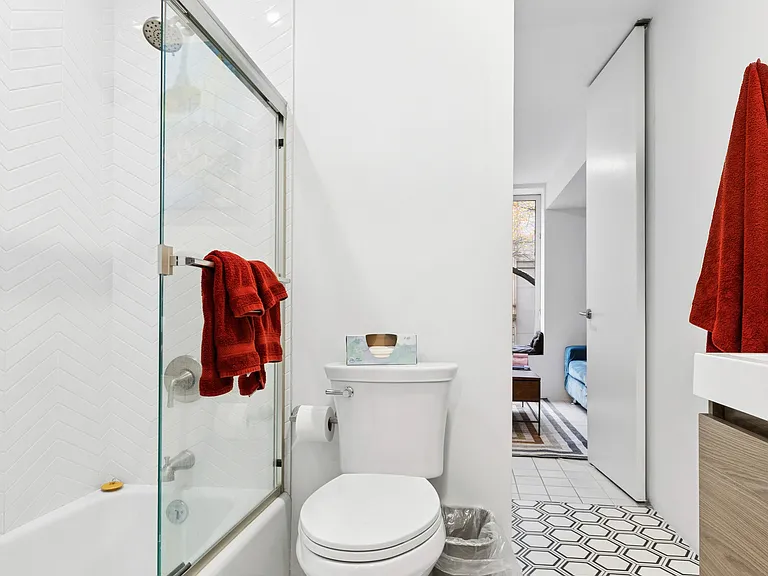 22 E 81st St #1 — Photo 9