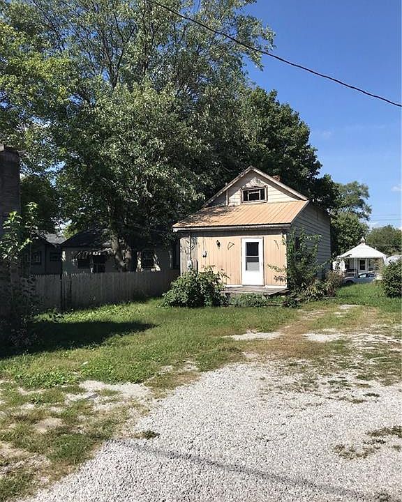 2nd image of 1625 E Tabor St