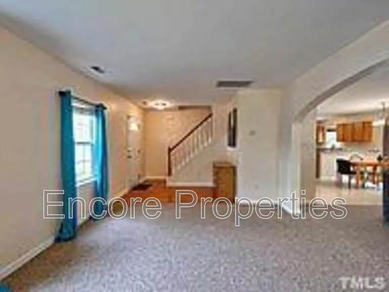 6 Stepney Ct — Photo 6