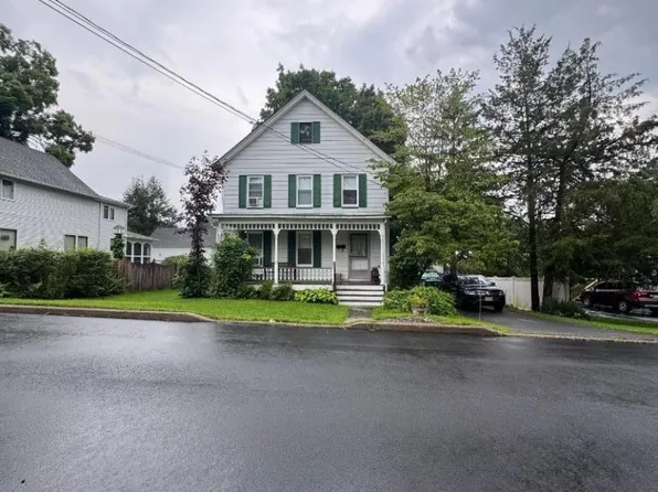 6 Fourth St, Sussex Boro, NJ 07461