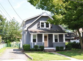 50 Applegate St, Red Bank, NJ 07701