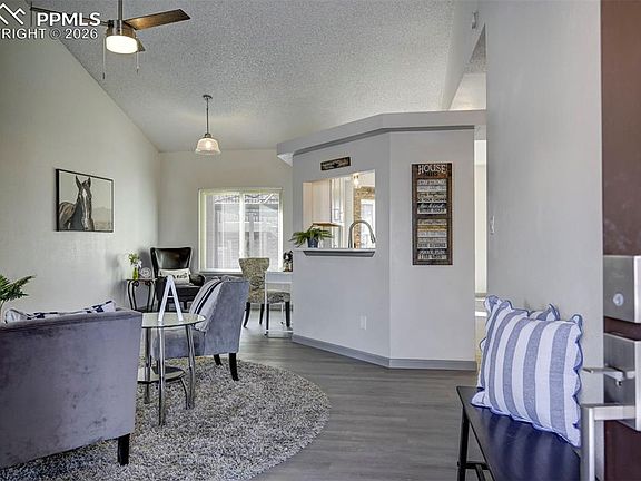 5th image of 6075 Breeze Ct