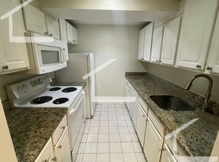 1121 Commonwealth Ave #8, Allston, MA 02134