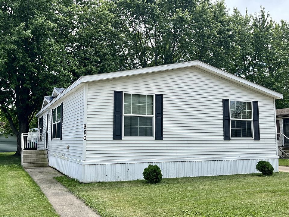 1st image of 950 Bel Air Ln