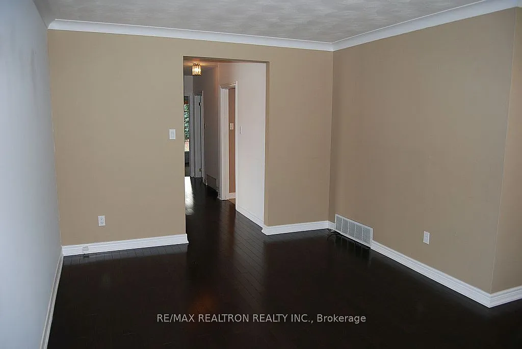 3 bed, $3,600 — Photo 3