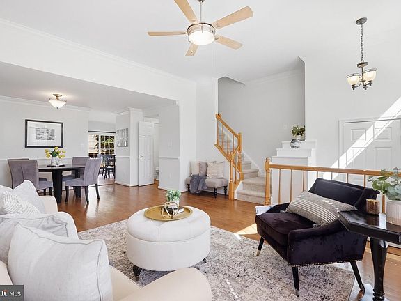 2nd image of 3902 Elbert Ave