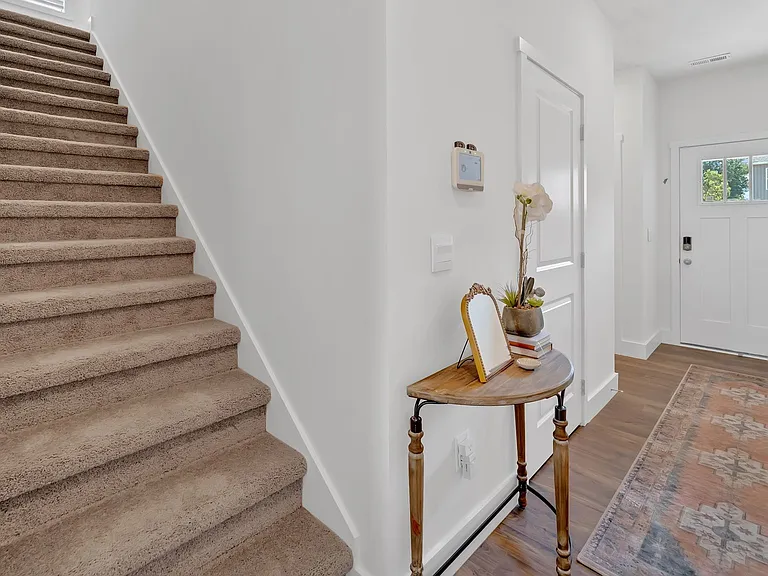 3037 Bogart Ln — Photo 17