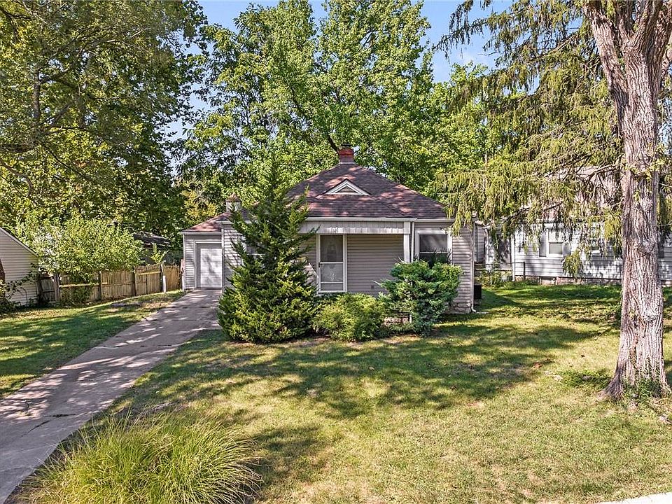1st image of 1308 W 29th Ter S
