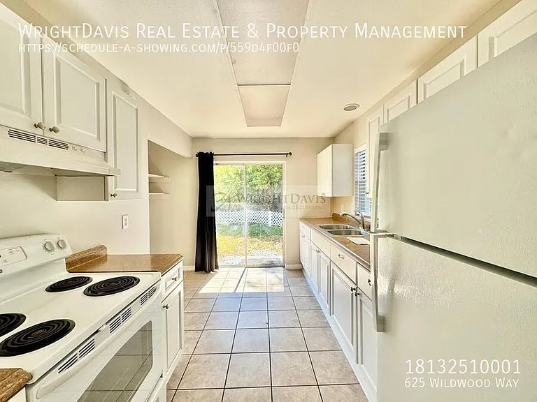 625 Wildwood Way — Photo 6