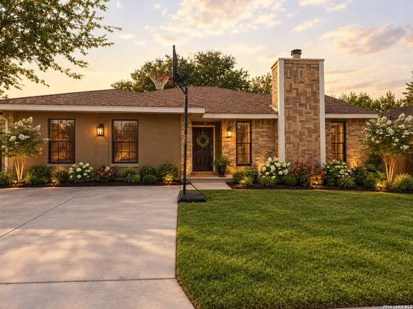 6311 Village Park, San Antonio, TX 78250