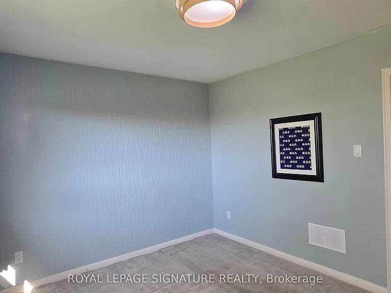 42 Jubilee Cres #MAINFLOOR — Photo 10