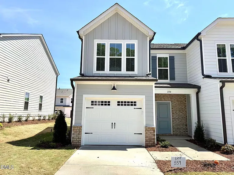 224 Broomside Ave — Photo 1